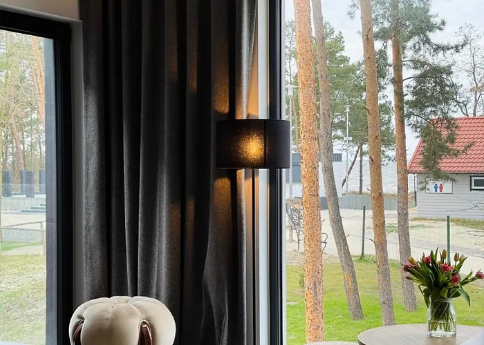 Hey Charlie 3* Янтар